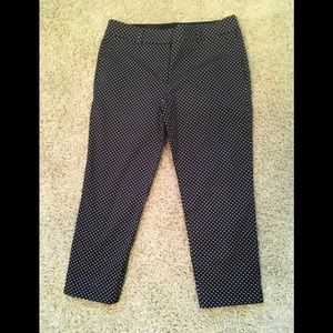 Ann Taylor fun polka dot Capri